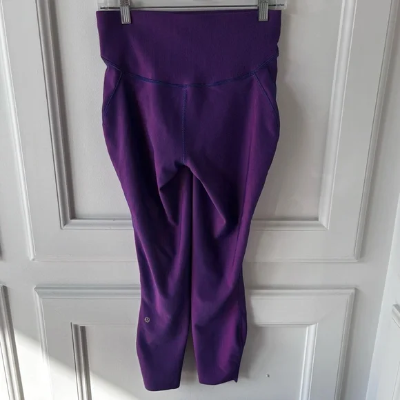 Lululemon Base Pace High Rise Tight 25” – Two-Tone Ribbed Size 8 - Picture 8 of 16
